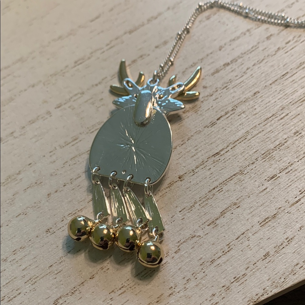 Reindeer Jingle Bells Necklace - Picture 8 of 8